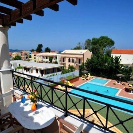 أخارافي Thinalos Aparthotel المظهر الخارجي الصورة