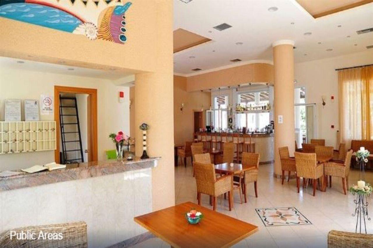 أخارافي Thinalos Aparthotel المظهر الخارجي الصورة